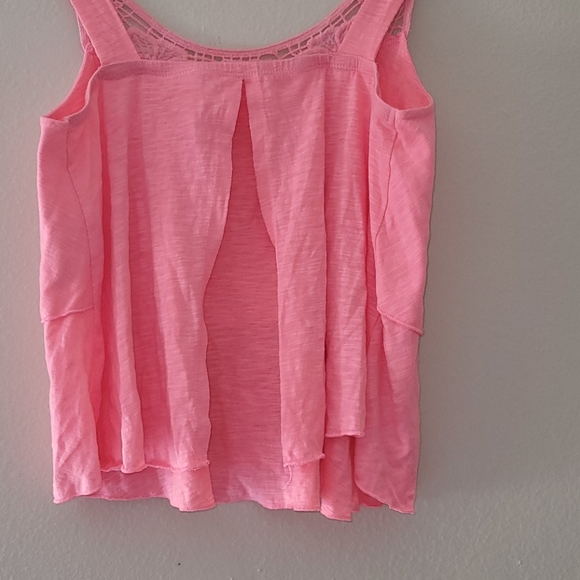 Top - Picture 2 of 4